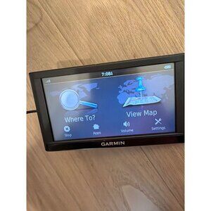 Garmin Nuvi 65LMT GPS Navigator in Box With Lifetime Maps & Traffic Updates car